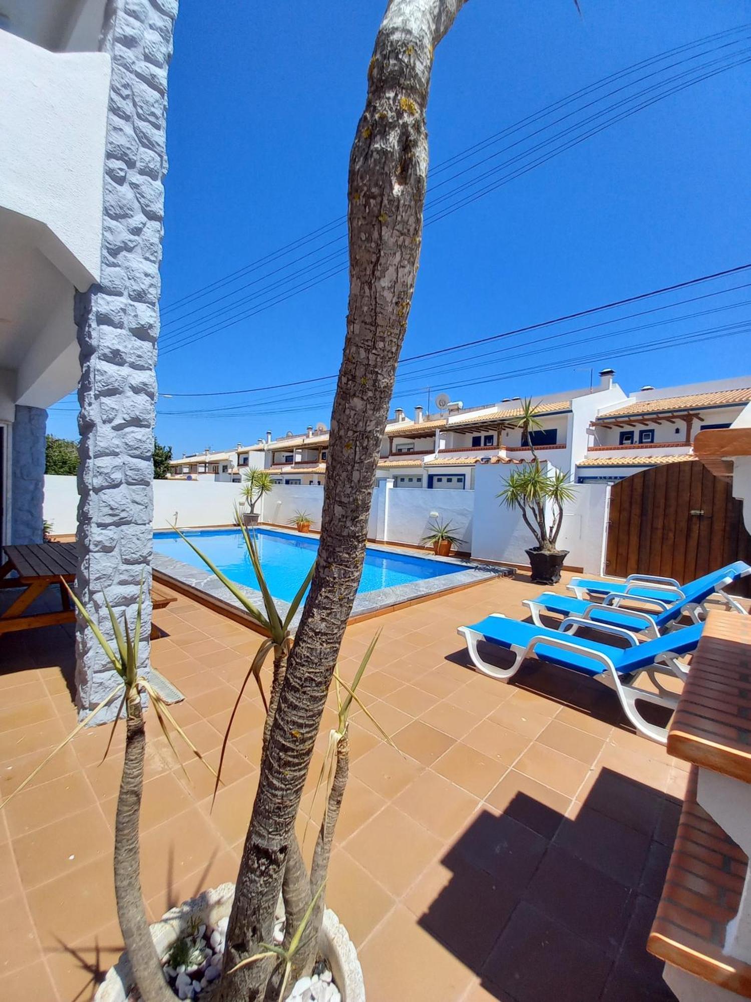 Casa Madeira Villa บูร์เกา ภายนอก รูปภาพ
